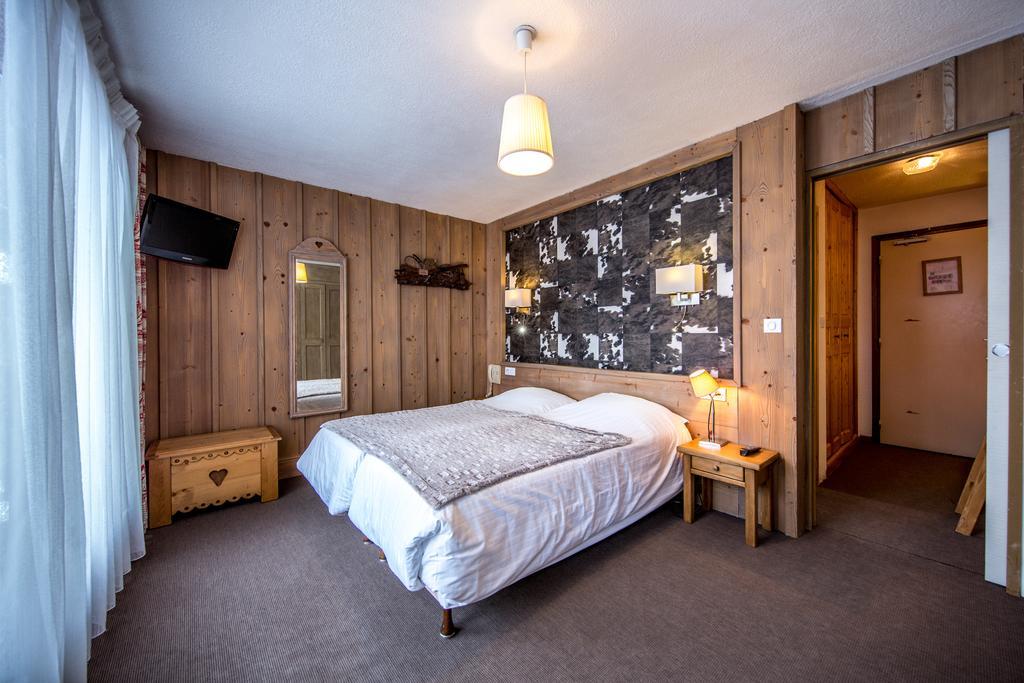 Logis Hotel Gai Soleil Samoëns Exterior foto