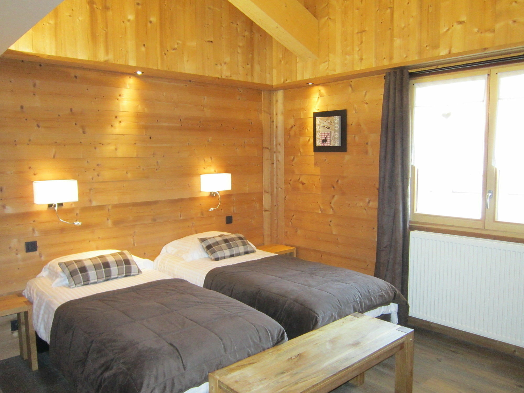 Logis Hotel Gai Soleil Samoëns Exterior foto
